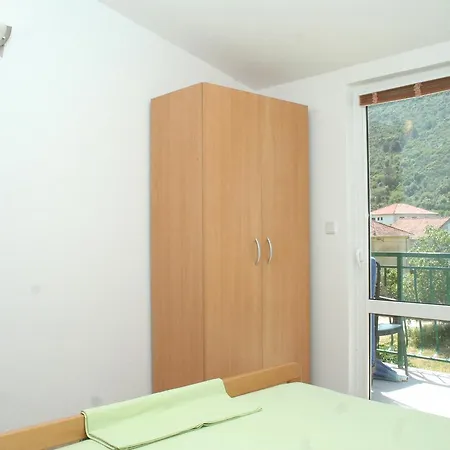 4510b Trpanj